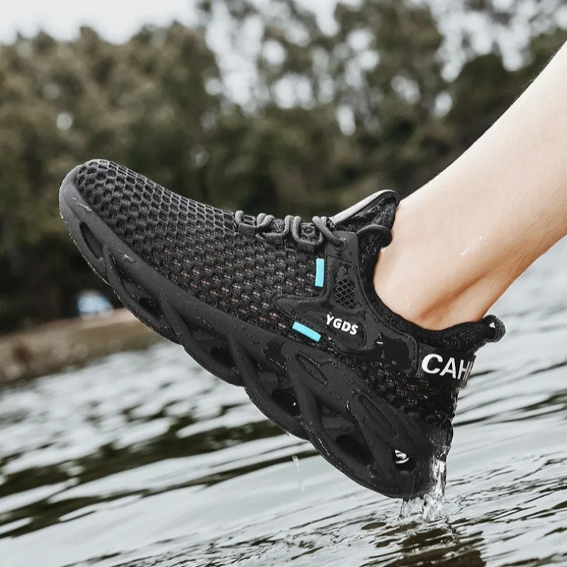 

Shoes for Men Summer Thin Light Mesh Sneakers Outdoor Hiking Run Tennis Mens Shoes Fashion Casual Sports Shoes Zapatillas Hombre