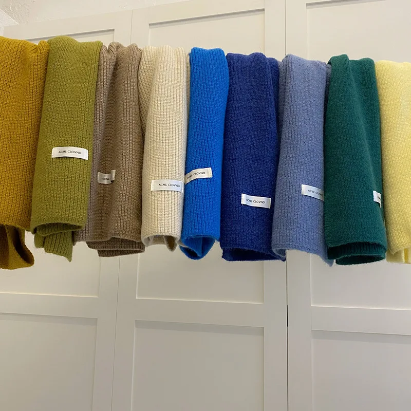 

Solid color scarf brightens skin tone, knitted wool neck warmer, new Korean winter style for couples, unisex.