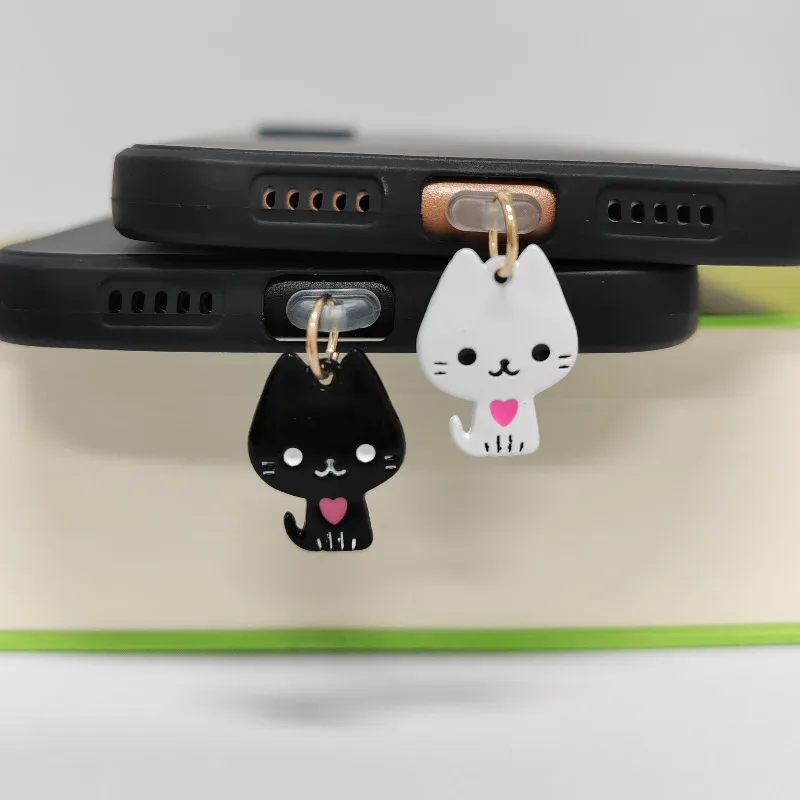 

Simple Black White Cat Dust Plug Korean Style Phone Charge Port Plug For iPhone Type C Dust Protection Stopper Couple Gift