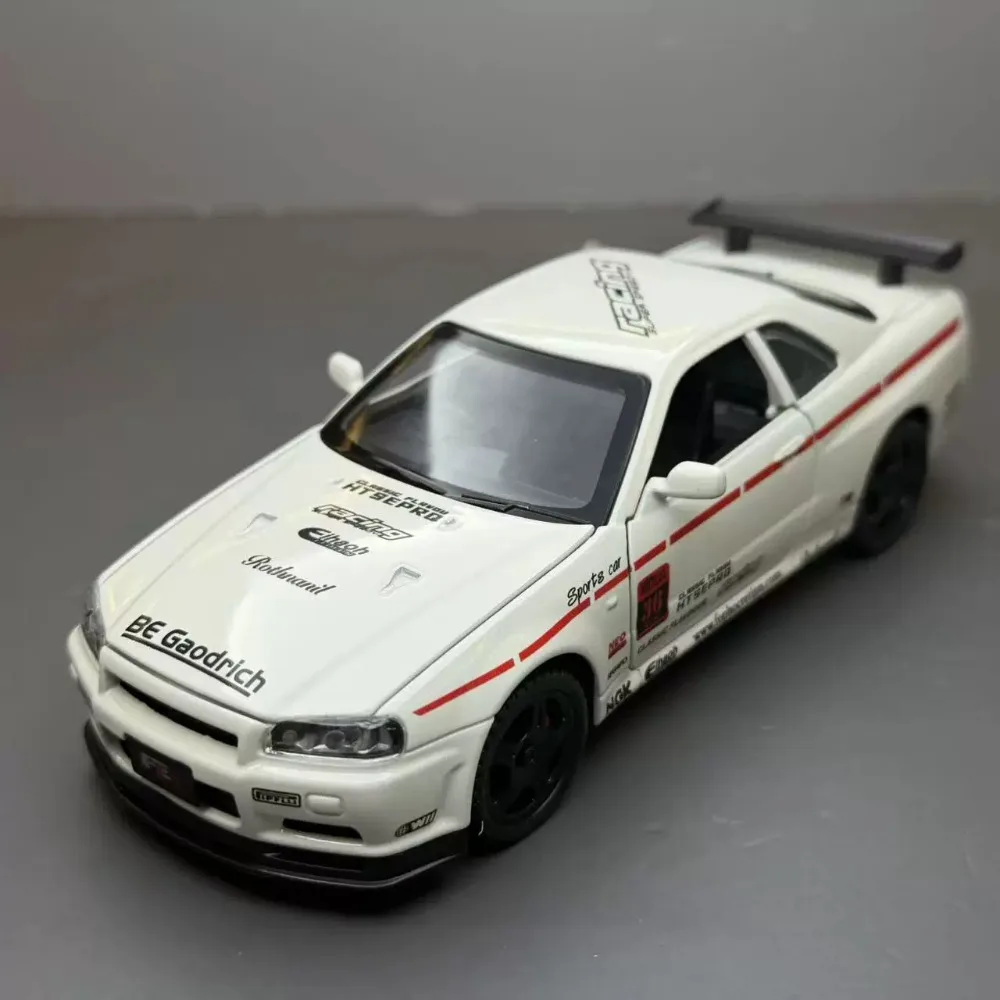1:32 Scale Nissan GTR-R34 Car Model Toy Doors Opened Sound Light Models Pull Back Alloy Diecast Vehicle for Boyfriend Surprise