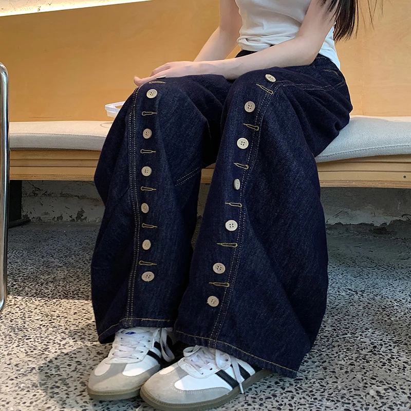 Washed Button-shaped Crescent-shaped Jeans Women Street Loose Casual Denim Pants Trendy Y2K Harajuku Jeans