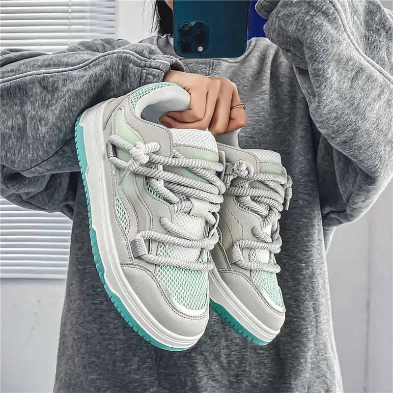 

Thick Bottom Height Increasing Luxury Men Sports Shoes Golf Teni Of Man Sneakers Without Heels Beskete Popular Athletic