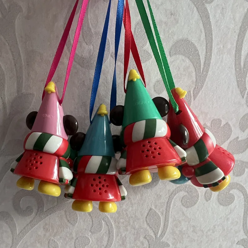 1PCS 6cm Exquisite workmanship, Tokyo Disney genuine 2022 Christmas Mickey Elf decoration pendant, Christmas ornament