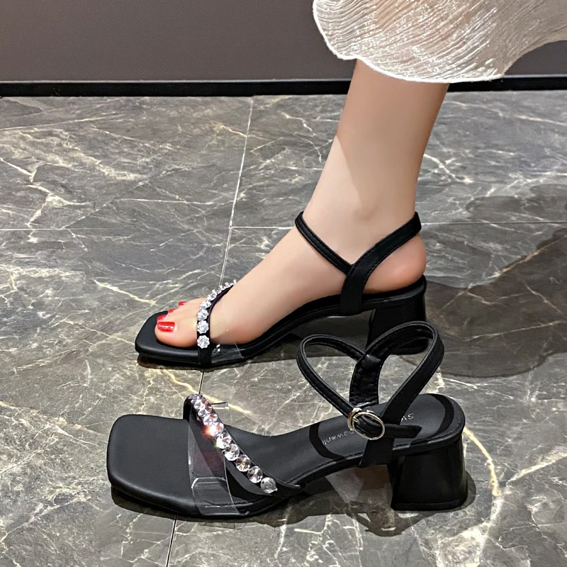 

2024 Female Square Head Sandals Women's Rome Shoes Summer New Open-toed Rhinestones with Fashion Ladies Temperament High Heels