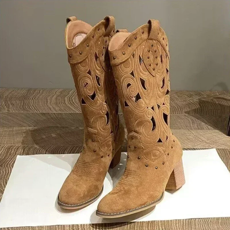 

Women's Mid-Calf Boots Retro Suede Casual Thick Heels Boot Classic Embroidery Western Cowboy Boots for Women Hollow Design Boots
