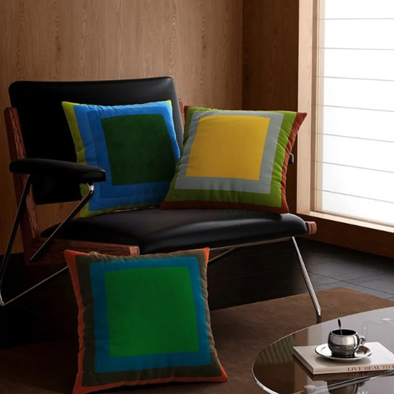 Retro Memphis Style Pillow Cover Mid Century Modern Block Geometric Cushion Case Soft Velvet Decorative Throw Pillow for Home