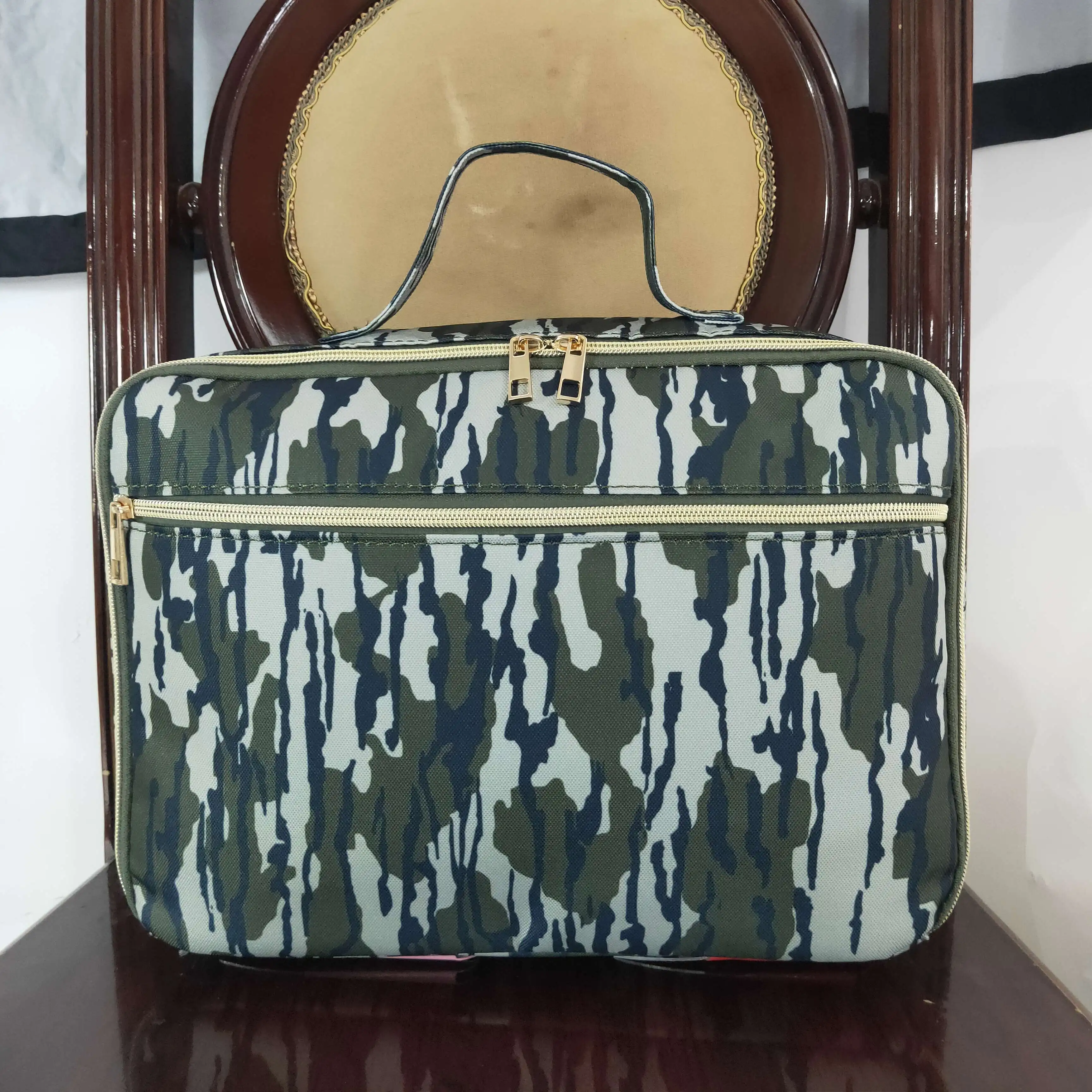 Wholesale hot sale kindergarten Army green camouflage meal bag lunch box  bag for children outdoor portable children's schoolbag