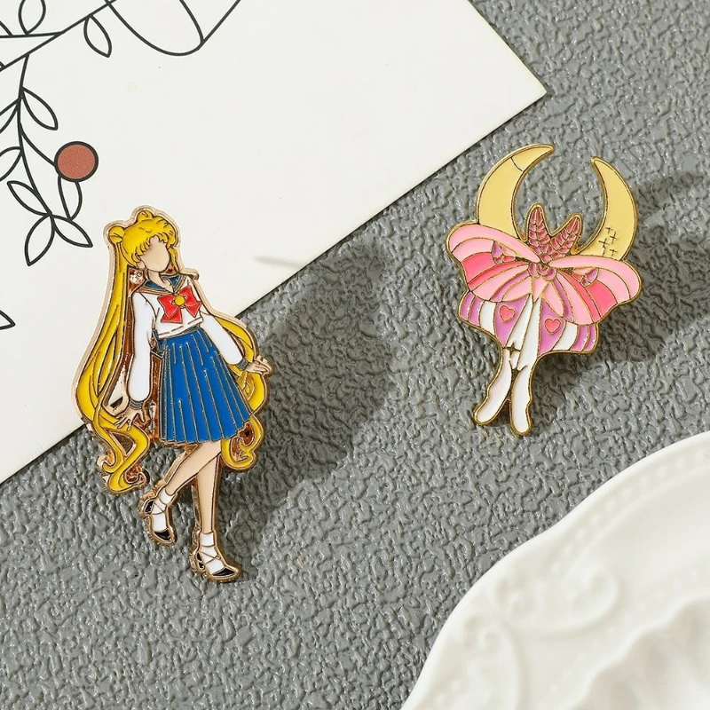 Sailor Moon Japanese Anime Cartoon Usagi Tsukino Personality Metal Badge Brooch Pin Accessory Versatile Backpack Decoration - view 6