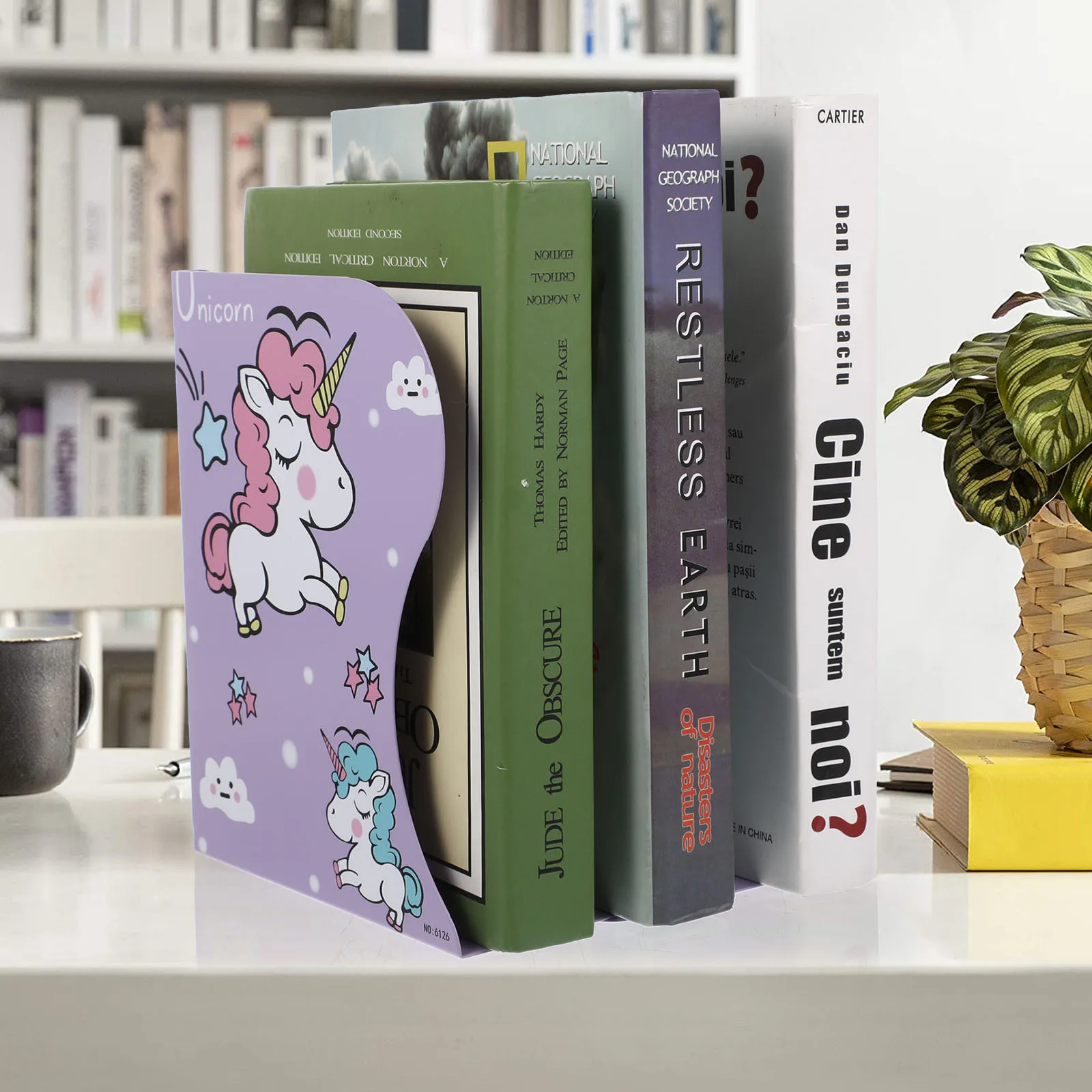 1Pcs Reading Stand Cartoon Adjustable Iron Bookend Desktop Book Organizer Book Supports Decorative Adjustable Bookend