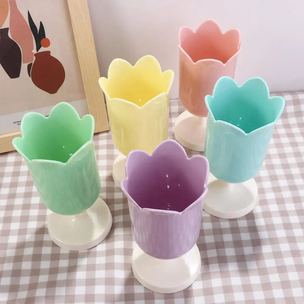 Artykuły Biurowe Kosmetyki Prezenty dla Dziewczyn Stojak na Ołówki Etui Dekoracja na Biurko Tulipan Pojemnik na Długopisy Mini Pudełko na Makijaż Organizer na Artykuły Papiernicze