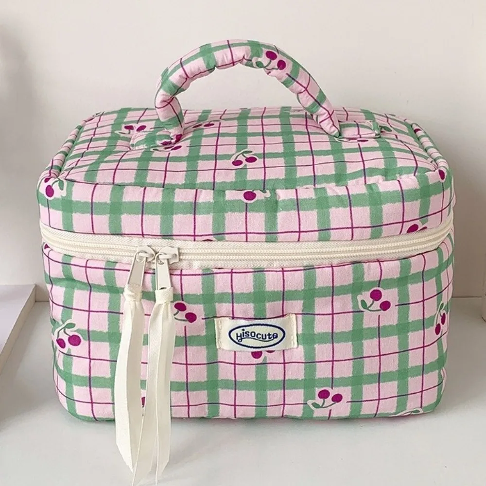 

Fashion Cherry Makeup Bag Large Capacity Plaid Makeup Storage Bag Portable Girly Heart Toiletry Bag Girls