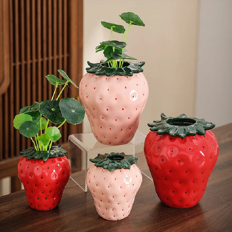 Cartoon Strawberry Vase Strawberry-shaped Ceramic Vase Floral Accessories Fruit Pots Flowerpots Home Decoration Accessories New