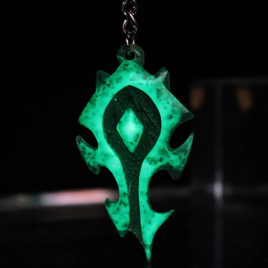 WOW The Horde Keychains glow in the dark Pendant World Of Warcraft DOTA Tribal Key Chain Gifts for Boy Girls Kids Best Friend