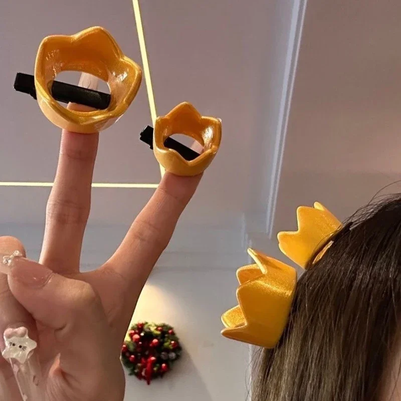 Niedliche 3D Goldene Mini-Kronen-Haarspangen Kawaii Seitenpony-Clips Haarnadeln Kopfbedeckung für Cosplay Damen Tägliche Haarspangen Haaraccessoires – Detail 4