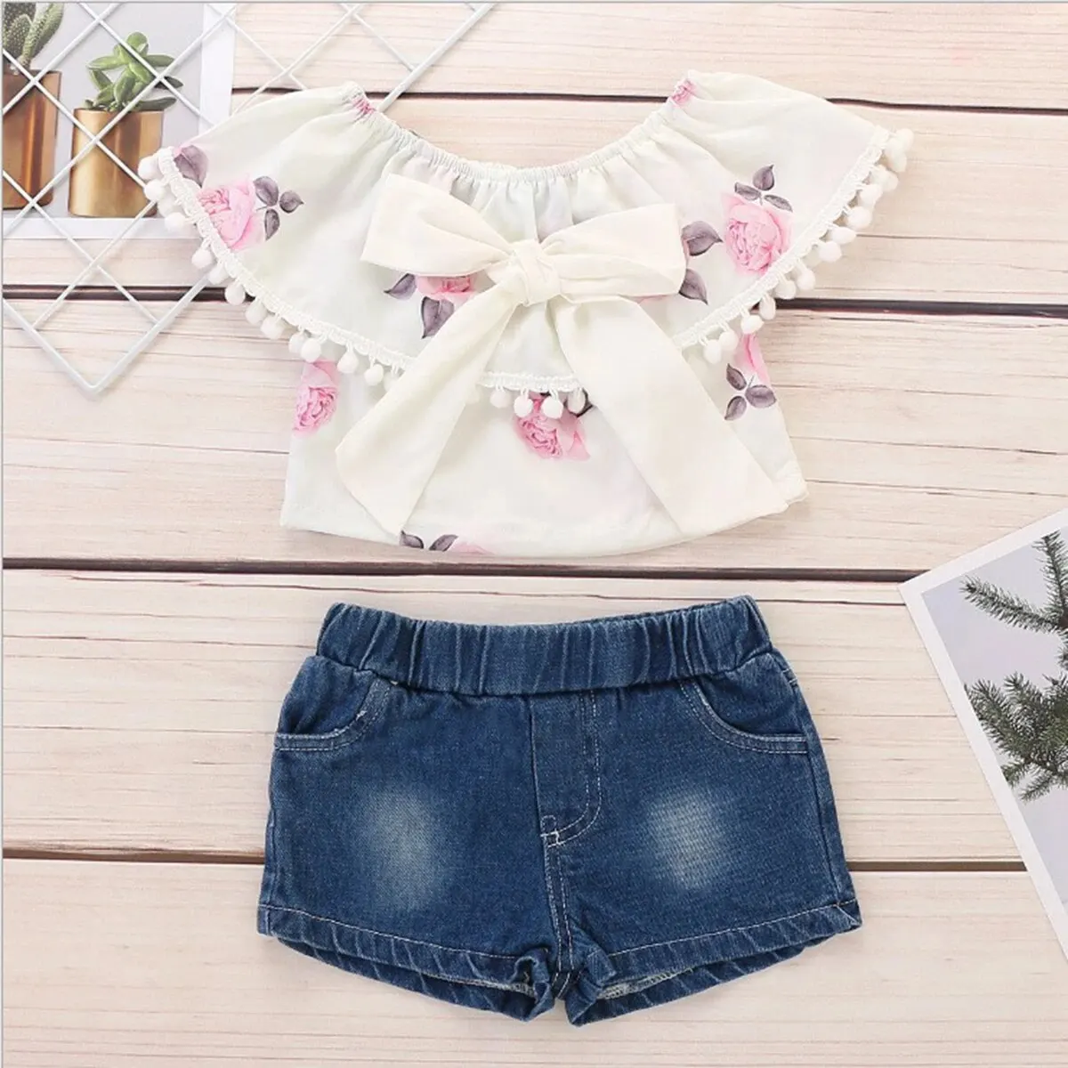 Summer 1-6 Years Old Girl Sweet Bow Printed Raglan Sleeve Top+Denim Shorts