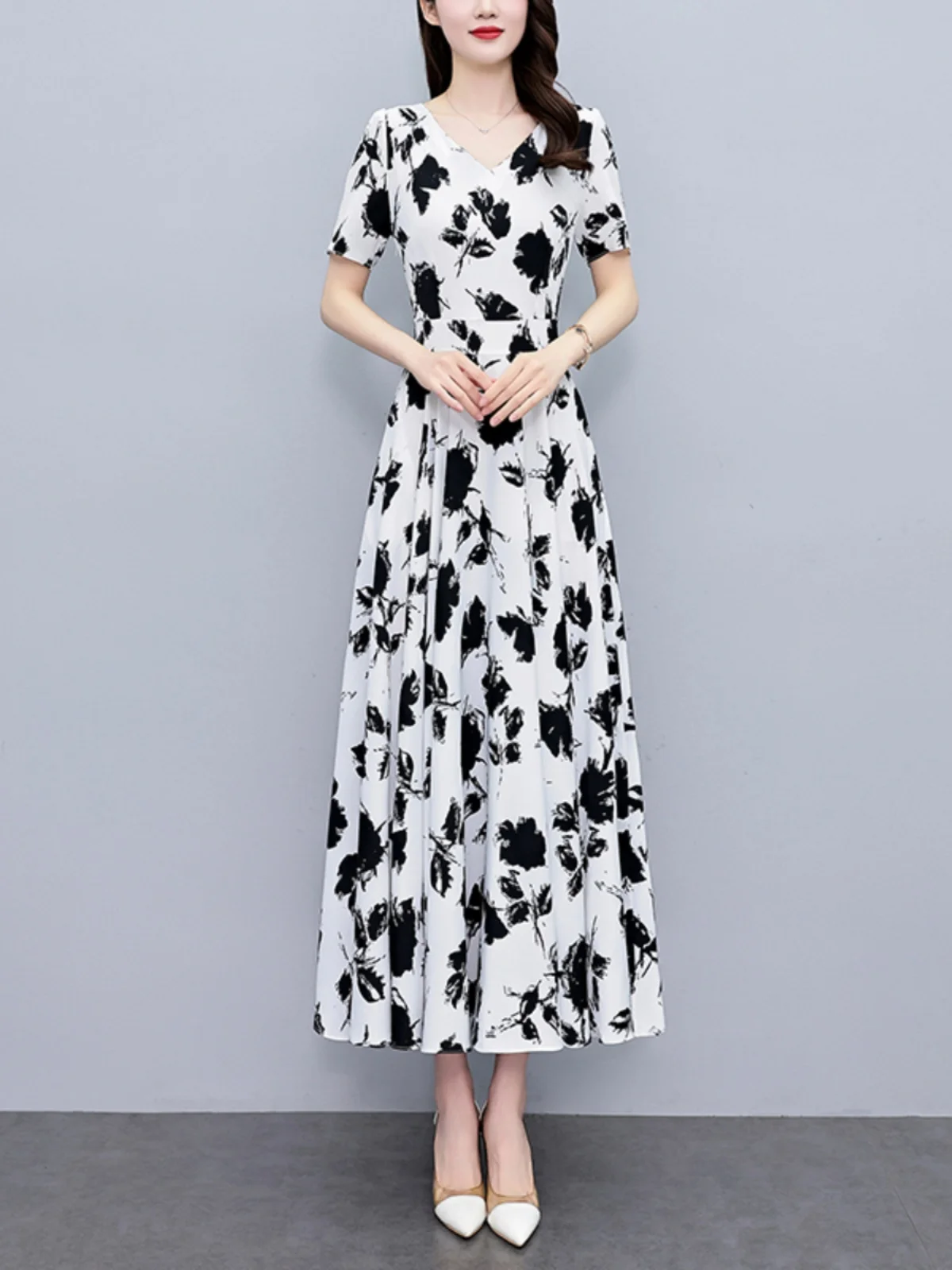 With Pockets 2024 Summer New Chiffon Floral Dress 2024 Waist Thin Belly Cover  Women Clothing White Dress