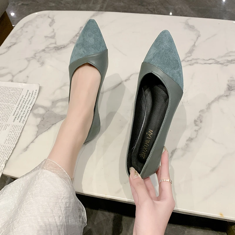 Damen-Slipper mit spitzer Zehenpartie und Flachsohle zum Hineinschlüpfen – Detail 5