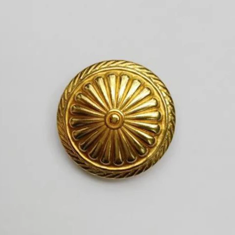 Leather craft DIY: hand-sewn decorative brass metal buckle with a design resembling chrysanthemum petals, 28 mm. Pack of 2.