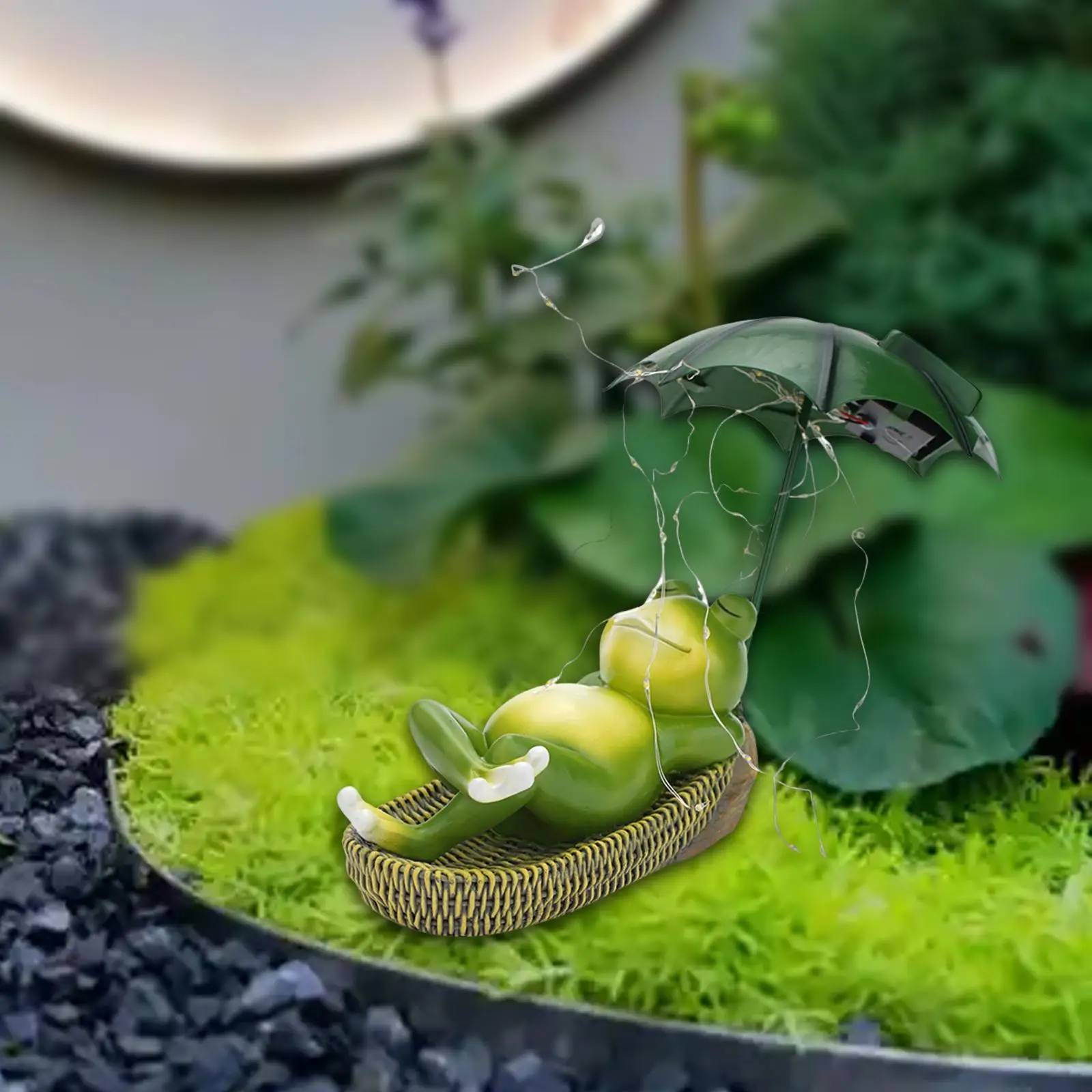 

Funny Frog Statue Resin Decorative Figurine for Patio Porch Indoor Outdoor