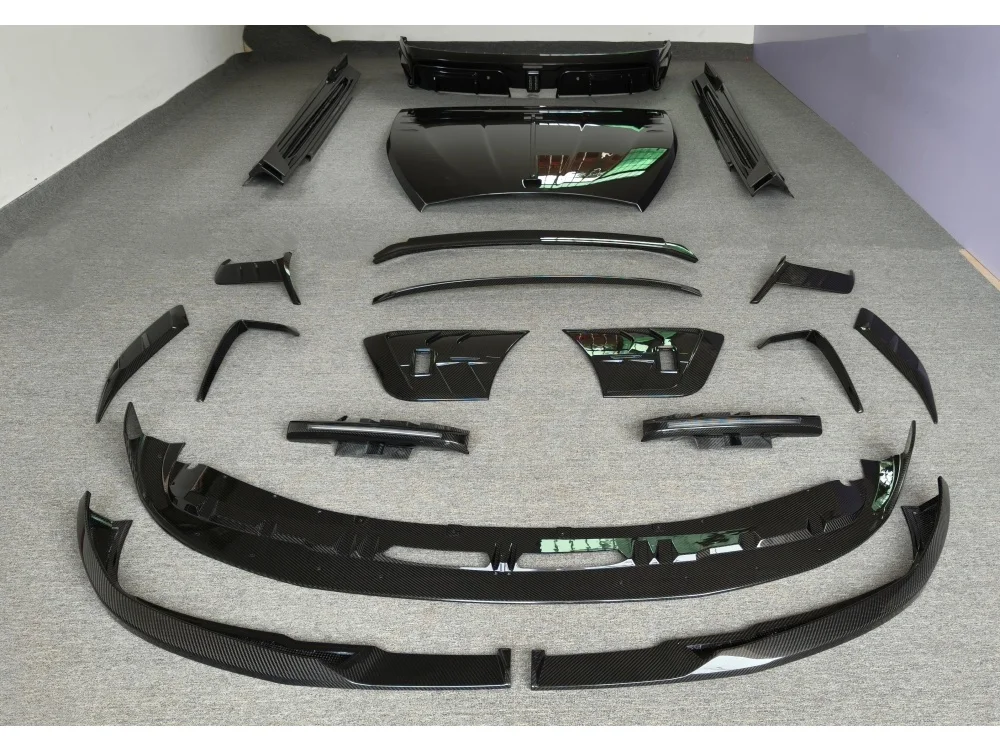 Easy to Install New Style Car Upgrade Kit for Rolls Royce Spectre Upgraded M Style 3k High-quality Dry Carbon Fiber Body Kit
