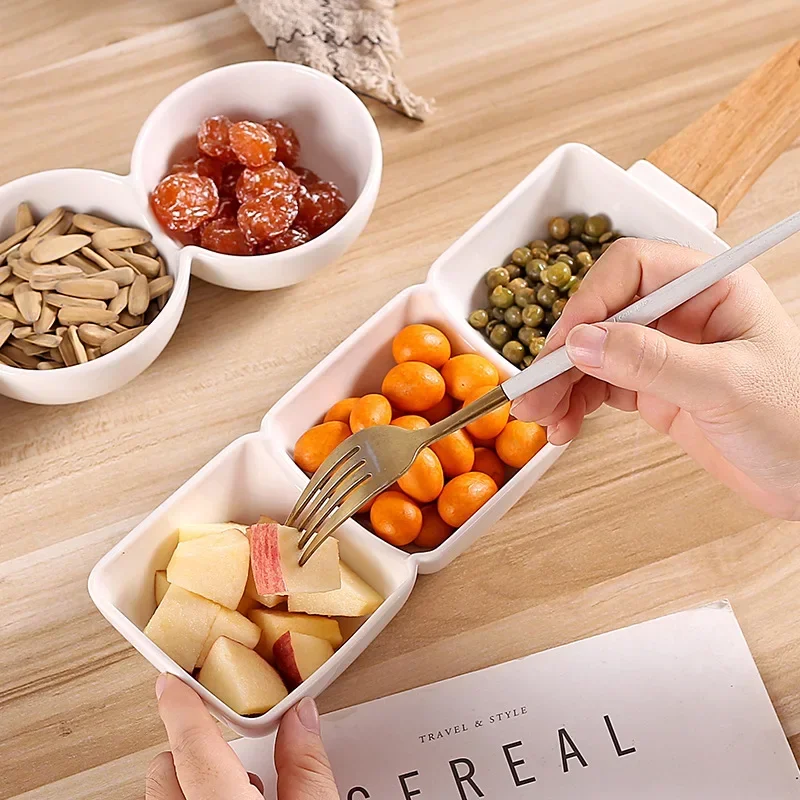 Household Ceramic Bowl with Wooden Handle Grid, Snack Plate, Dried Fruit Plate, InWholesale, Commercial