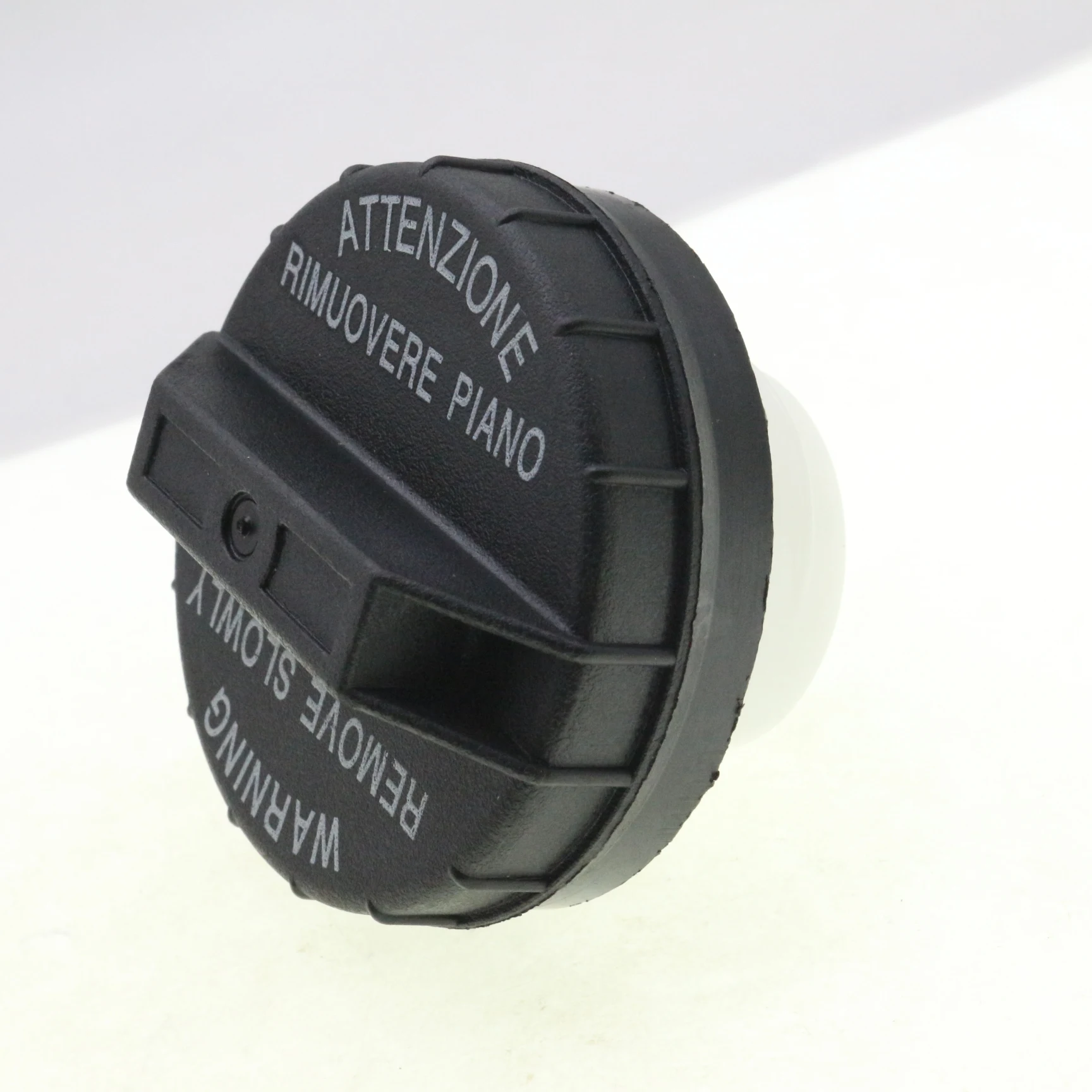 

Fuel Tank Filler Cap For Buick Century Electra Lesabre GMC C1500 C2500 C3500 Oldsmobile Achieva Aurora Pontiac Sunbird Sunfire