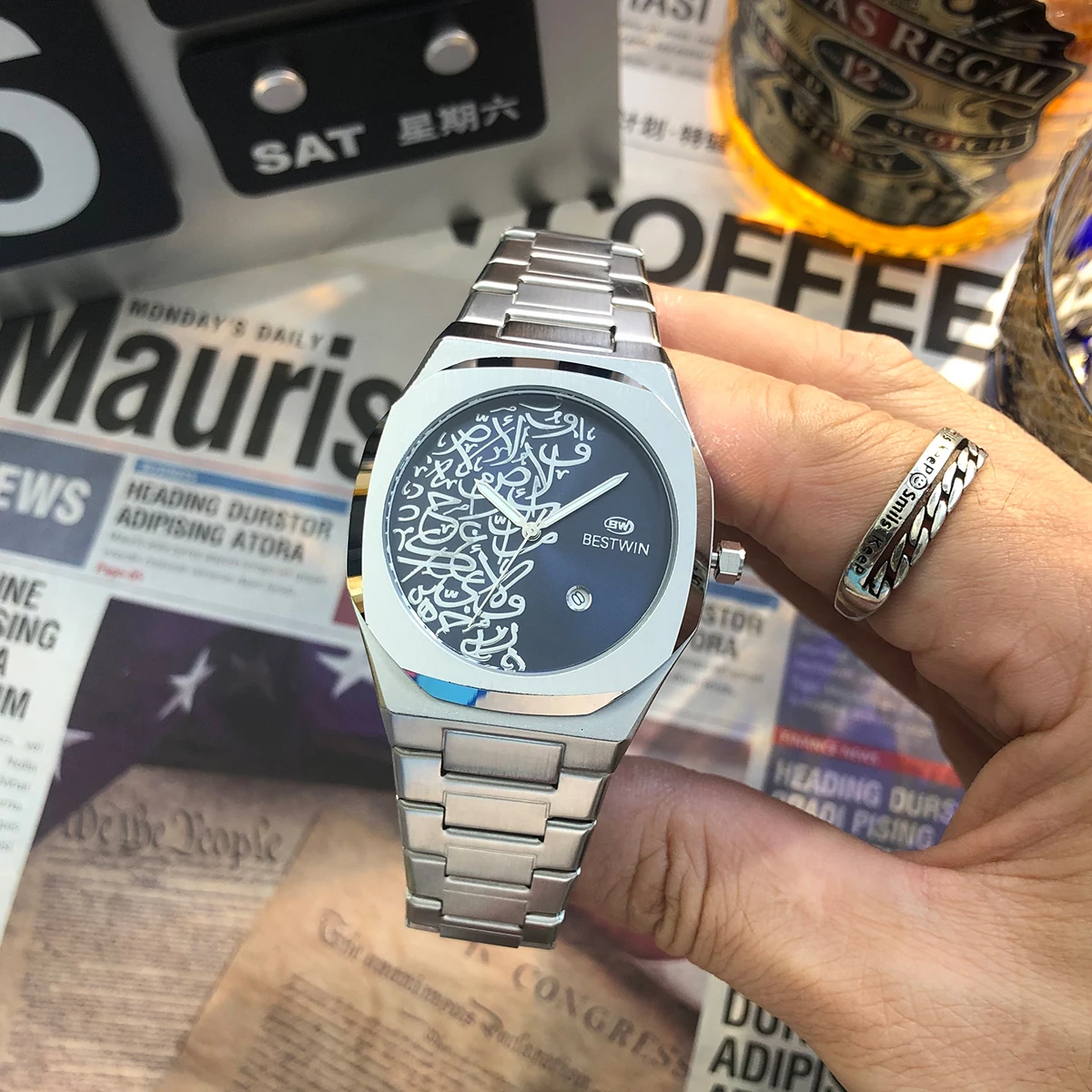 ساعات رجالية من أفضل العلامات التجارية الفاخرة بحزام من الفولاذ المقاوم للصدأ عالي الجودة مقاوم للماء ساعات رجالية بتصميم إبداعي مباشر وساعات تقويمية #1