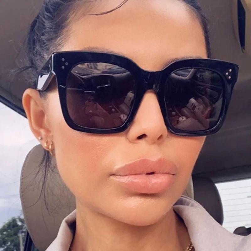 نظارات شمسية مربعة كبيرة الحجم للنساء ، ظلال قيادة سوداء عتيقة ، نظارات عتيقة للنساء ، مصمم علامة تجارية ، نظارات شمسية بمرآة