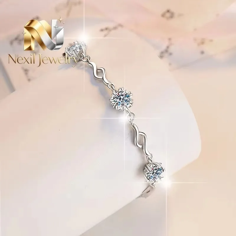

Nexil Jewelry Anniversary Gift Snowflake Bracelet 1.5CT Women's Moissanite PT950 Platinum Six-prong Design Jewelry