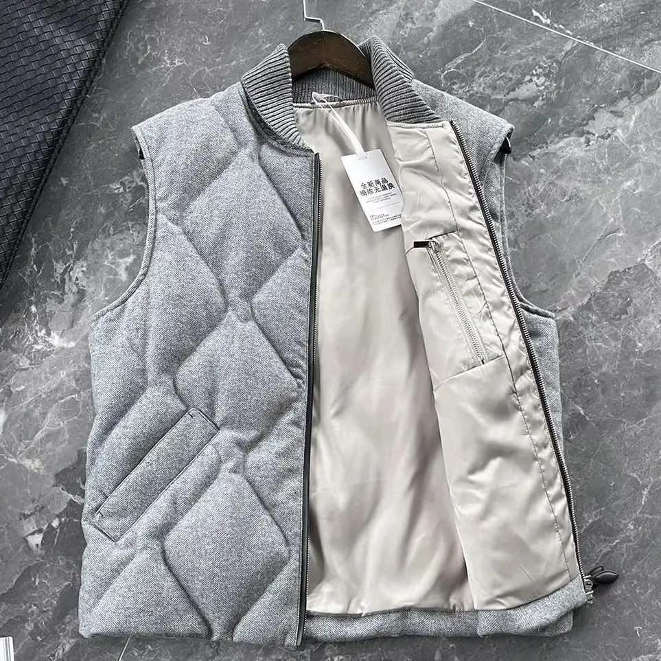

Stand-up collar men's casual rhombus down vest