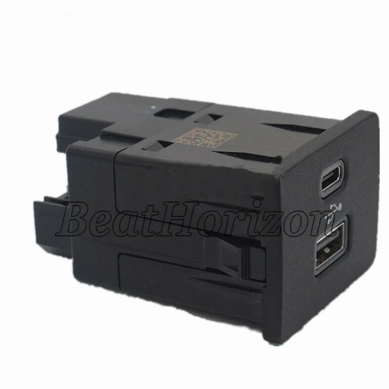 for Ford Focus Lincoln SYNC 3 Type-C+USB Dual Media HUB Box Module Storage box USB charging port OEM：LB5T-14F014-CB