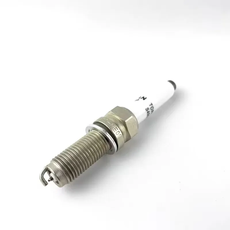 

Original spark plug For Changan CS35PLUS EADOPLUS CS75PLUS CS55PLUS UNIT UNIV Blue Whale version JL473ZQ engine 1.4T 1.5T