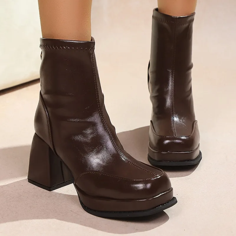 

Лидер продаж, женские высококачественные модные и универсальные ботинки, осенние непромокаемые модные ботинки на высоком каблуке с квадратным носком