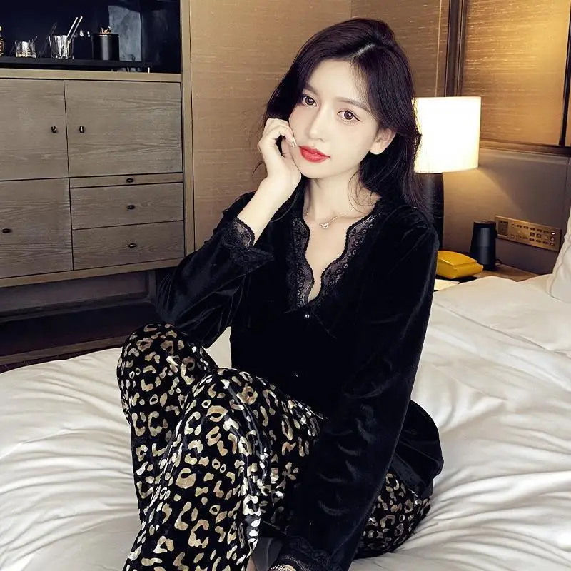 Black Velvet Pajamas Autumn Winter Female 2PCS Sleepwear Pijamas Suit Sexy Leopard Lace Trouser Nightwear Loose Casual Homewear