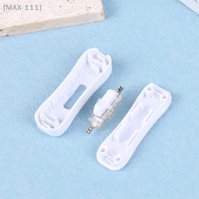 مفتاح هزاز مع LED، قطعة واحدة من موصل زر ضغط الطاقة AC 220 فولت، مفتاح تشغيل/إيقاف نصف شفاف أبيض وأسود