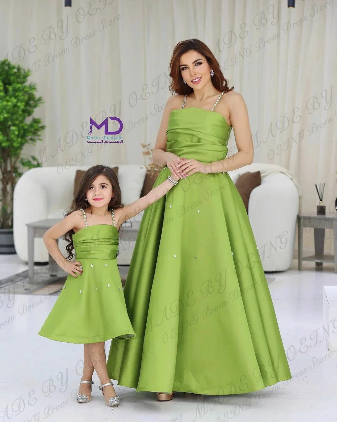 OEING-vestidos de graduación de línea A verde aguacate, elegantes vestidos de fiesta con correa de espagueti de cristal para madre e hija, sesión de fotos, celebridades