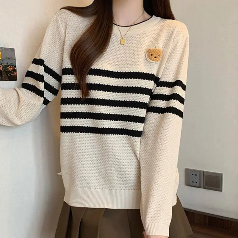 Preppy Style Autumn Women\'s Sweaters O-Neck Striped Cartoon Screw Thread Fashion Casual Loose Long Sleeve Pullovers Knitted Tops