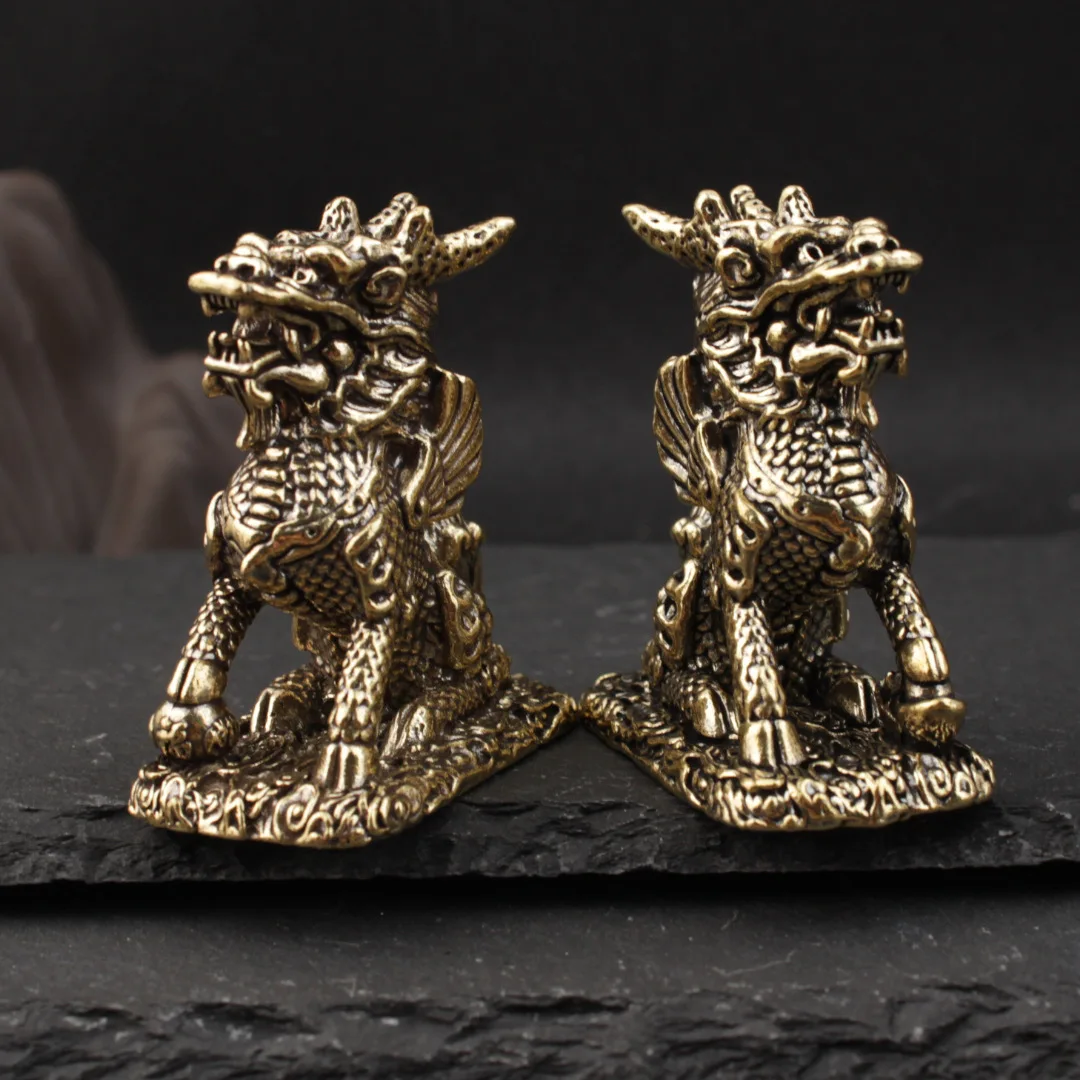 1/2pcs unicorn ornament, a pair of brass unicorns step on the gossip fortune unicorn.