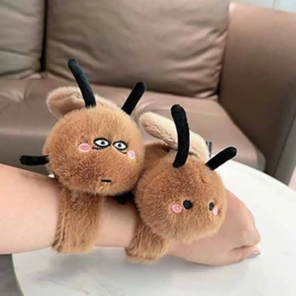 Simulation Slap Bracelet Series Vibrating Wings Pull line Plush Doll Slap Bracelet Cute Doll Soft Cockroach Plush Wrist Band