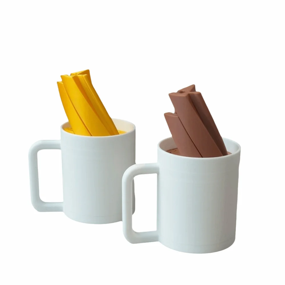 Simulated Coffee Cup Coffee Spill Fidget Portable Funny Coffee Spill Keychain 3D Printed Creative Desktop Ornament