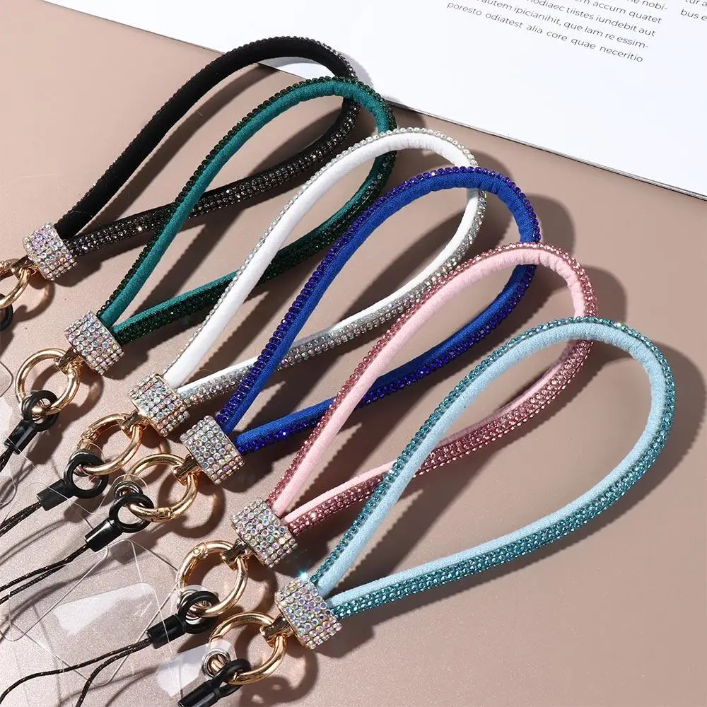 Hanging Cord Glitter Rhinestone Phone Lanyard Short Wrist Style Luxury Diamond Phone Rope Anti Loss Handheld Mobile Phone Chain