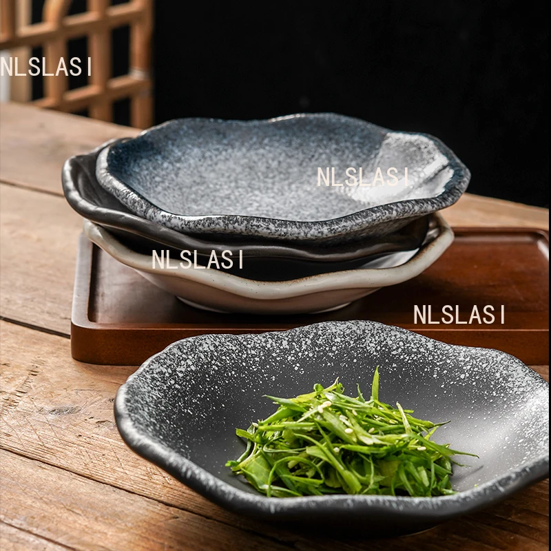 

1pcs Japanese Tableware Ceramic Antique Coarse Pottery Plate Snack Sashimi Shaped Plate Creative Sushi Plate Kitchenware