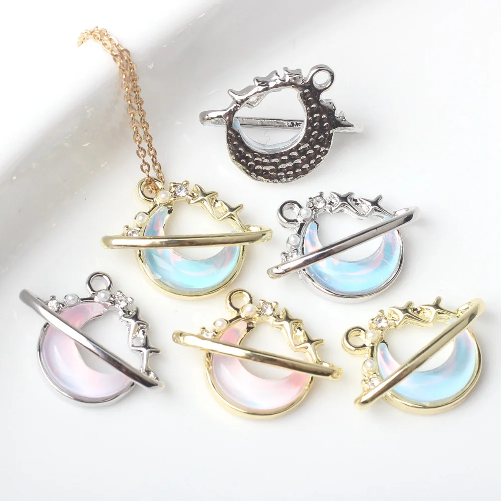 10 Pieces/bag Simplicity Alloy Pearlet Surrounding The Moon Pendant DIY Bracelet Necklace Earrings Accessories