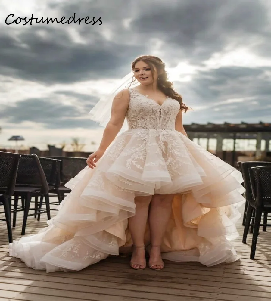 Luxury Champagne Beach Wedding Dress 2026 Hi Low Hippie Bohemian Bridal Dress Rustic Country Curvy Tulle Cowgilrs Bride Dress