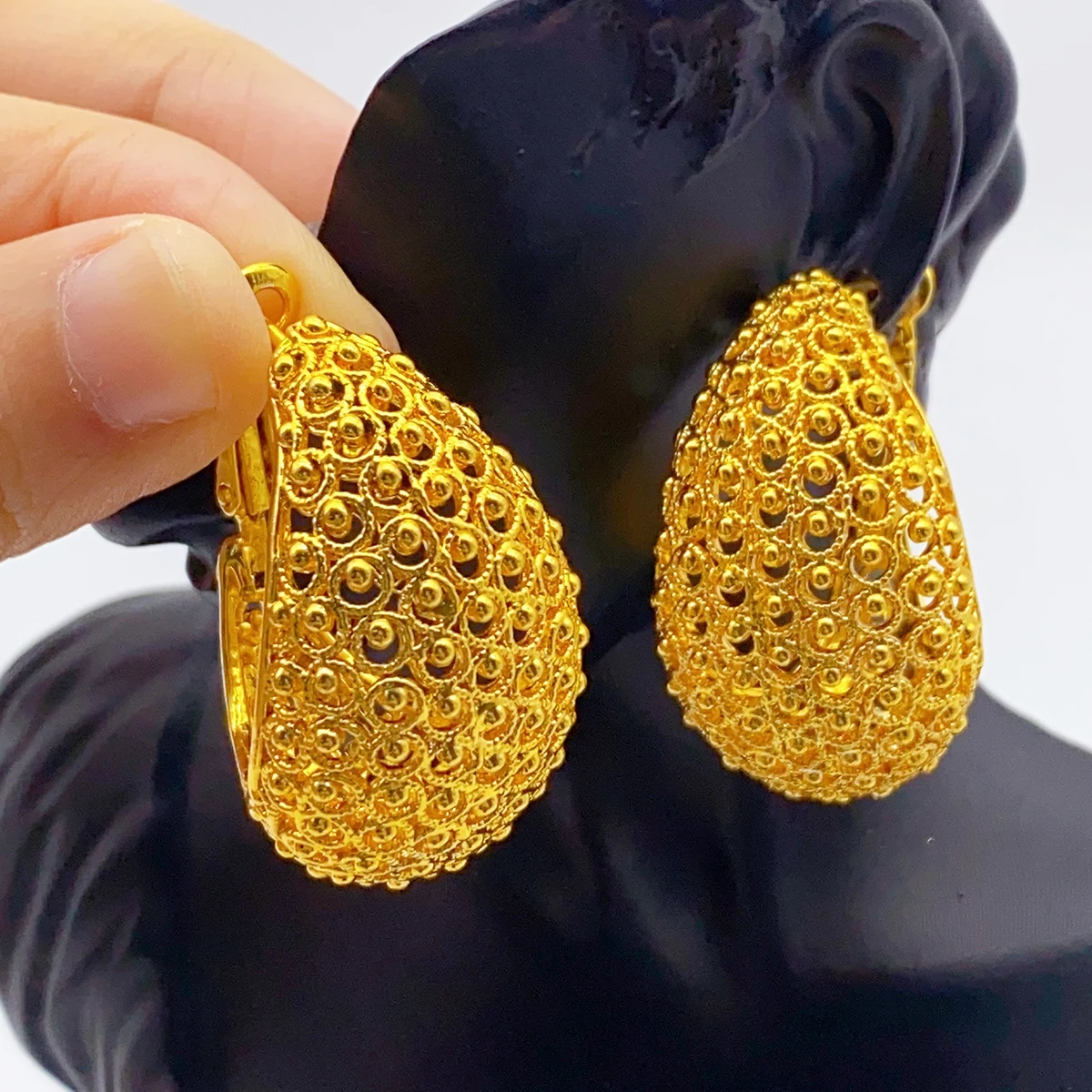 Luxury Dubai 24K Gold Color Hoop Earrings For Women Big Nigerian Earrings Bride Arabic Wedding Jewelry Wholesale Party Gift