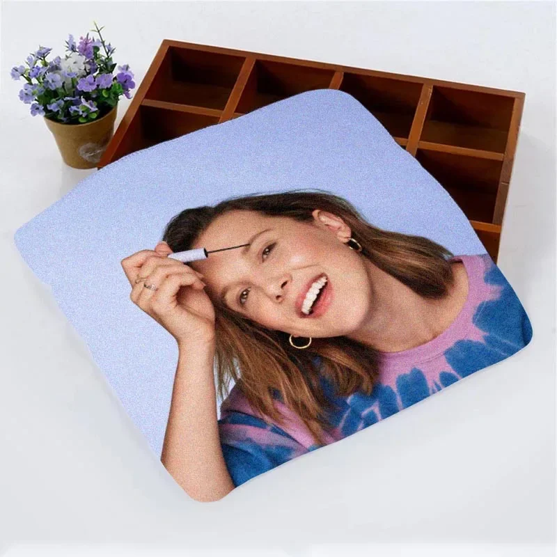 Custom Millie Bobby Brown Actor Face Towel Small Hand Towels Kitchen Towel Hotel Restaurant Cleaning Towel Microfiber Fabric