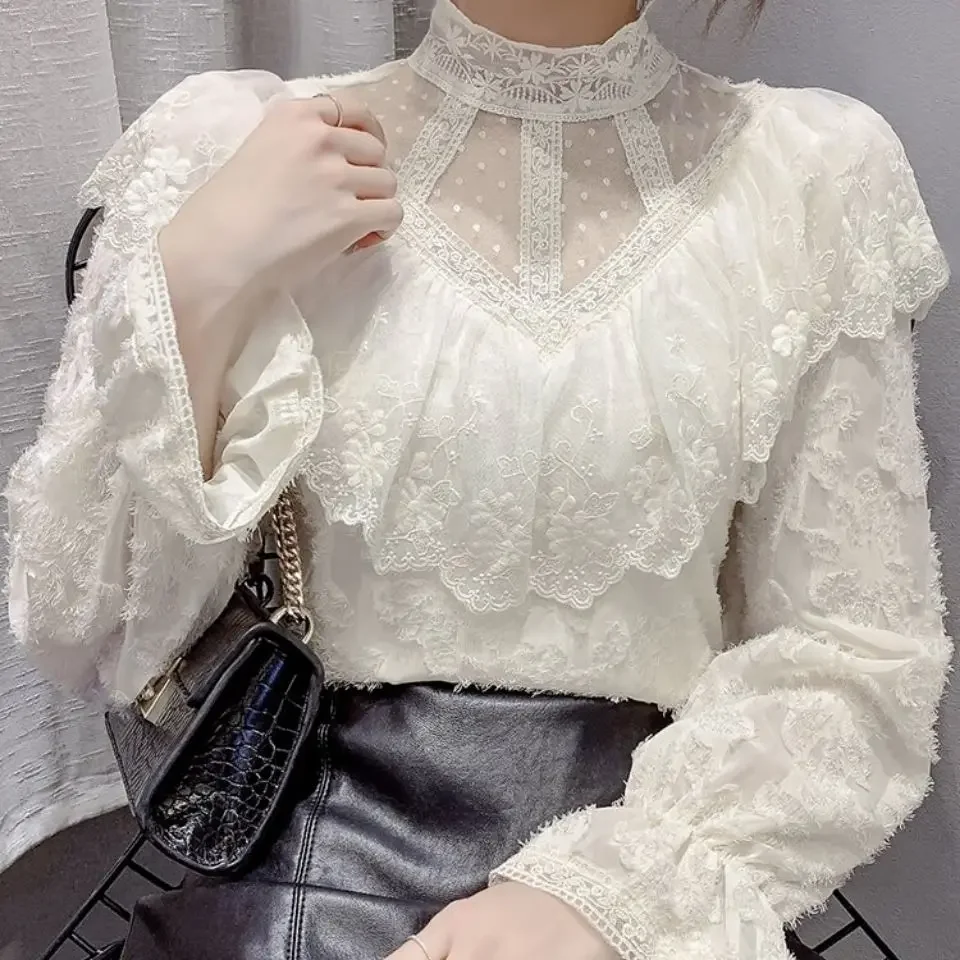 Women's Winter Fashion Straight Hollow Out Top Thickened Lace Bottoming Shirt New Half High Collar Long Sleeve T-shirts T789