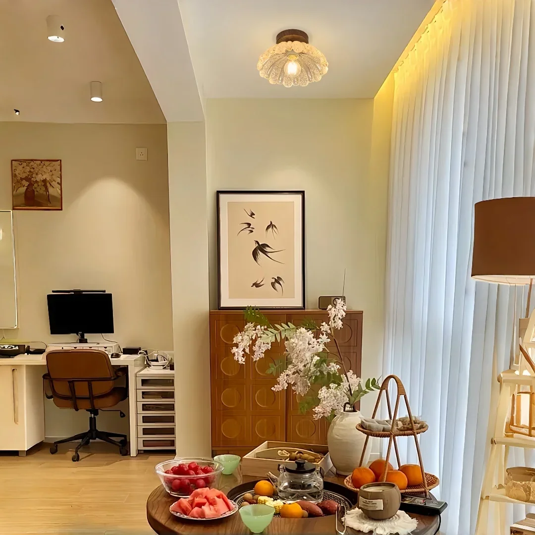 TechHPCozy Flower-Shaped Ceiling Light | Gentle Ambient Light For Home | Inviting Decor Lighting Fixture E27