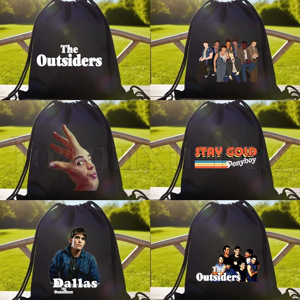 

Постер к фильму «Вне стены» (80-е годы), с изображением Понибой, Кёртиса, Далласа, в стиле криминальных сериалов, милые подарки, сумки на шнурках, футбольные рюкзаки, спортивные мешки на завязках