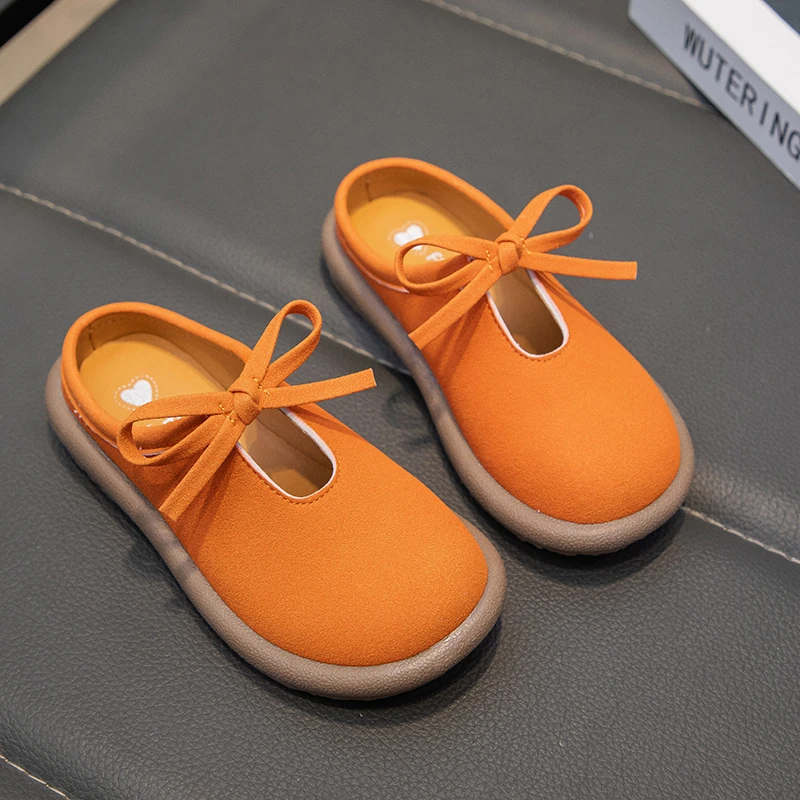 Crianças chinelos para meninas novo versátil crianças simples bowknot chinelos planos moda macio antiderrapante crianças causal mules sapatos